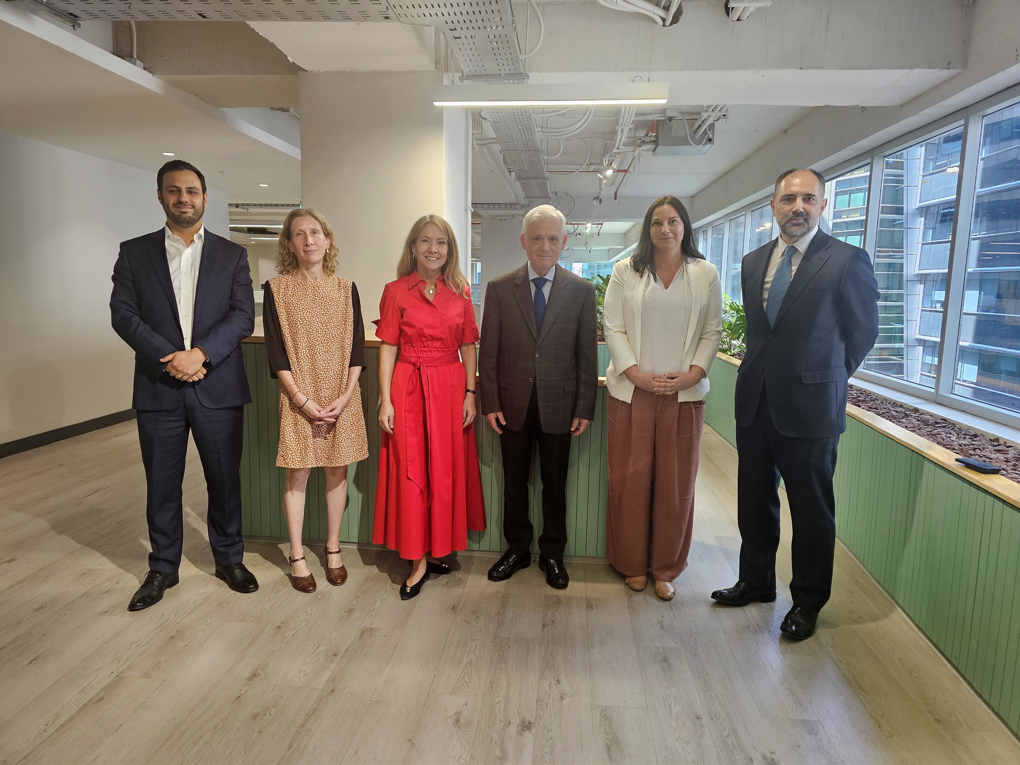 Cristóbal Gamboni, Soledad Huerta, Susana Jiménez, Enrique Marshall, Rosario Celedón y Sergio Soto