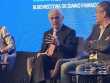 Enrique Marshall en panel seminario FIAP
