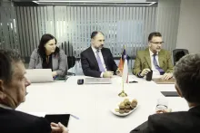 Visita Ministros de Hacienda y Trabajo