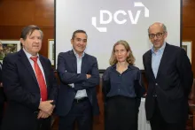 Lorenzo Gazmuri, Rodrigo Roblero, Soledad Huerta y Guillermo Tagle en desayuno DCV 