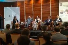 Director Ejecutivo del Fondo Autónomo expone en seminario sobre Reforma Previsional