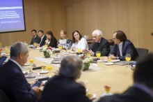 Consejo del Fondo Autónomo se reúne con grupo de economistas